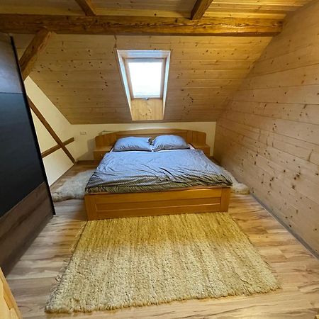 Apartmany Pod Kloboukem ヤーヒモフ エクステリア 写真